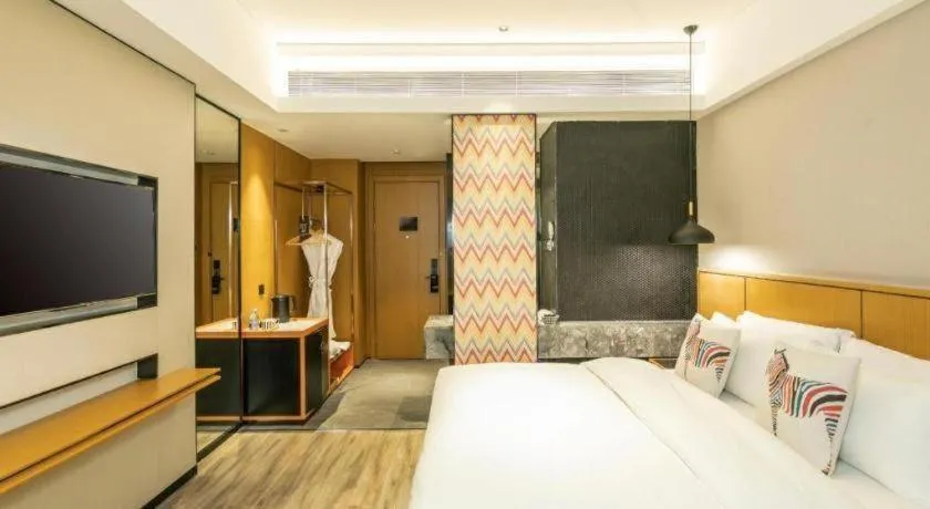 Bed in SOFIS POP HOTEL