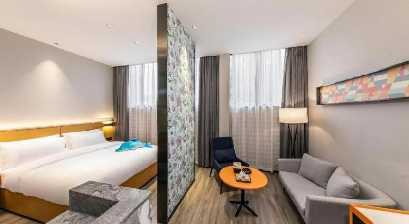 Bed in SOFIS POP HOTEL