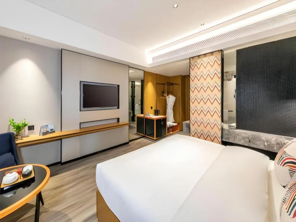 Bed in SOFIS POP HOTEL