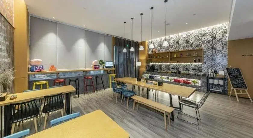 SOFIS POP HOTEL SOFIS POP HOTEL