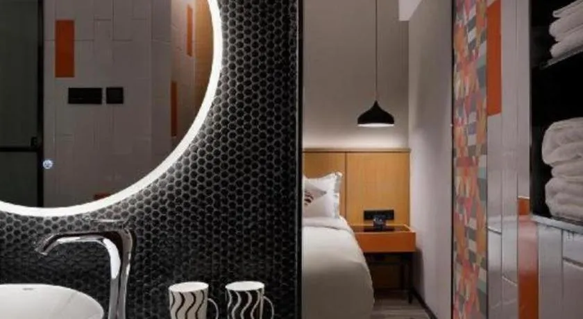 Bed in SOFIS POP HOTEL