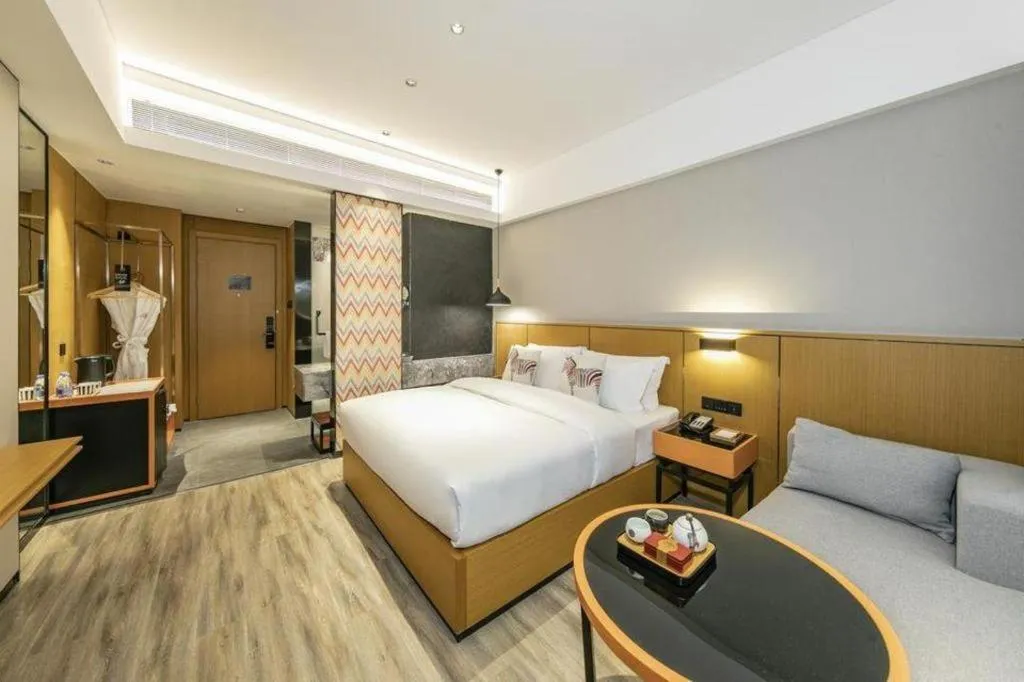 Bed in SOFIS POP HOTEL