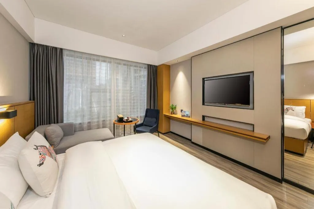 Bed in SOFIS POP HOTEL