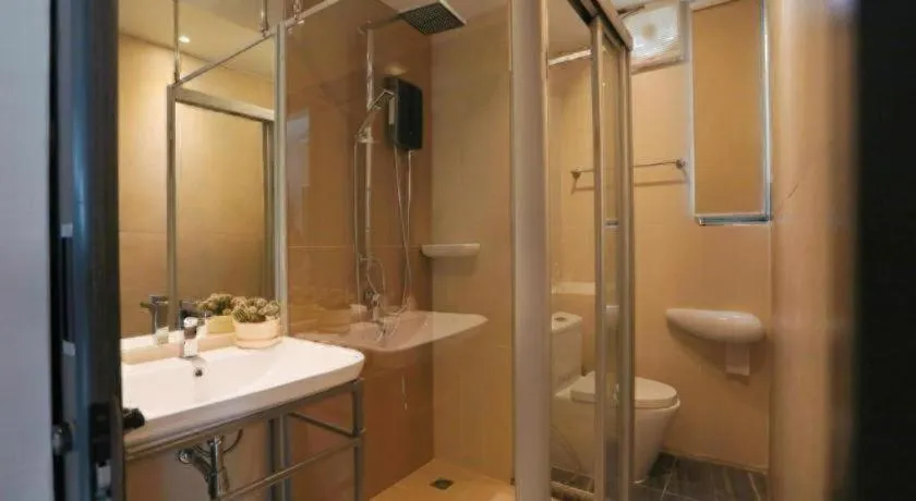 The River House Chiangkhan Hotel