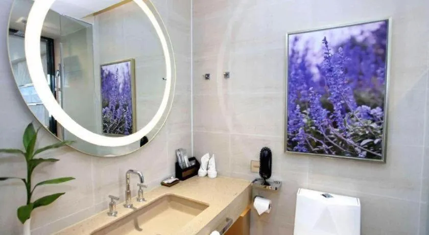 Lavande Hotels Changzhi City God Temple