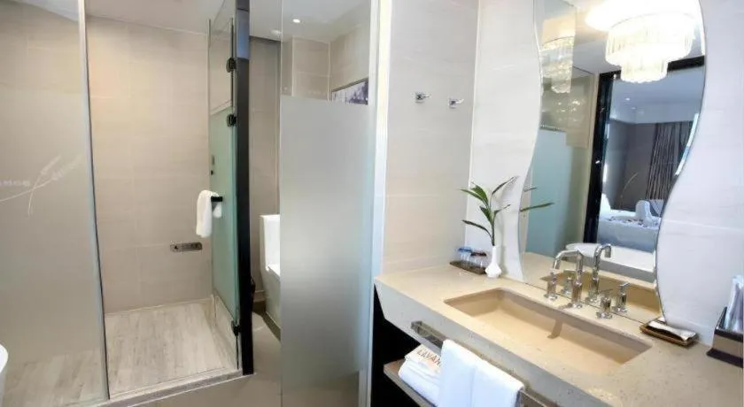 Lavande Hotels Changzhi City God Temple