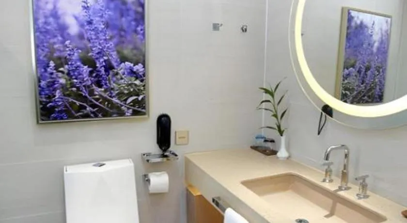 Lavande Hotels Changzhi City God Temple