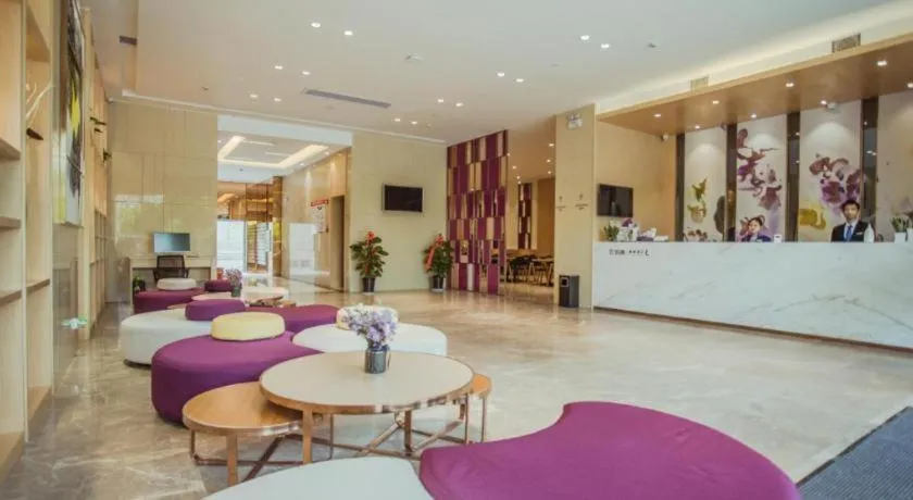 Lavande Hotels Jingshan Bus Station