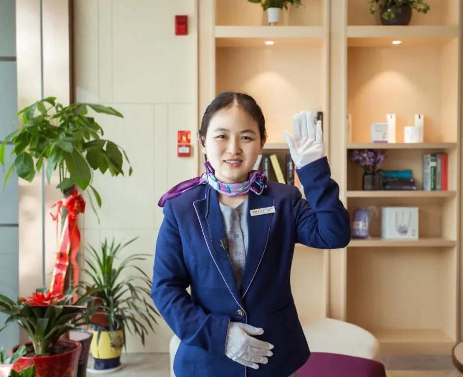 Lavande Hotels Jingshan Bus Station