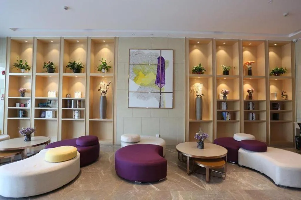 Lavande Hotels Jingshan Bus Station