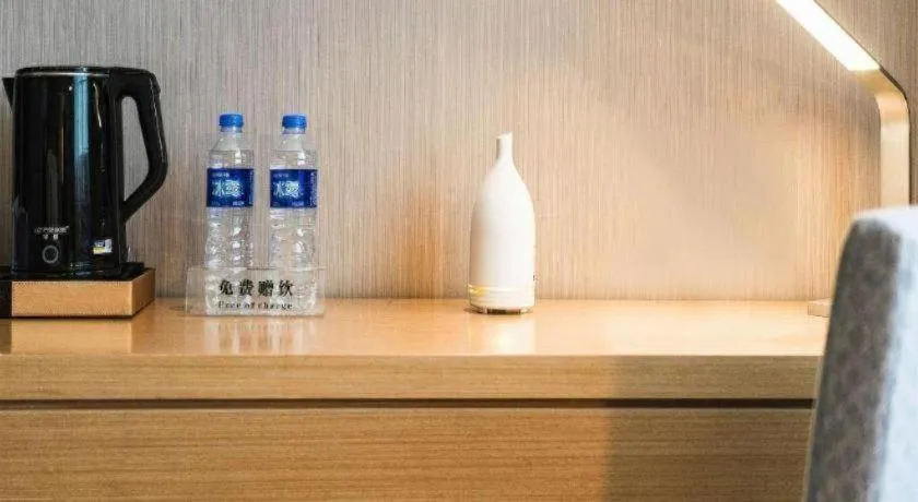 Lavande Hotel Xi'an 1st Fengcheng Road Municipal Library Metro Station