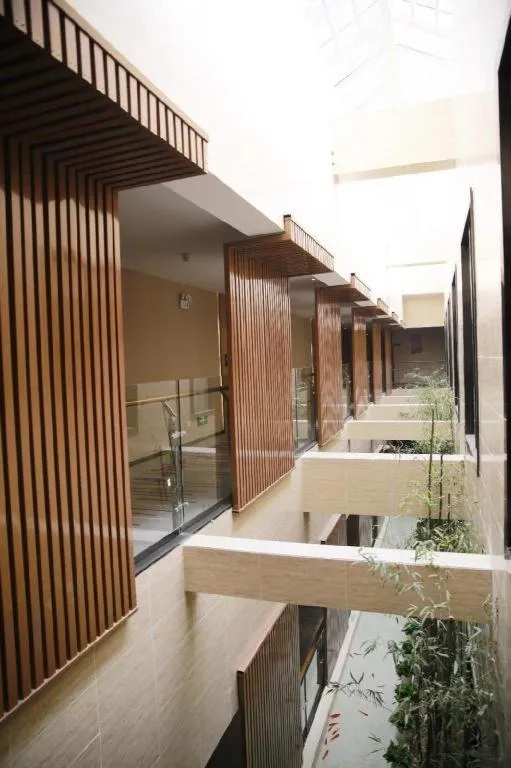 Lavande Hotel Xi'an 1st Fengcheng Road Municipal Library Metro Station