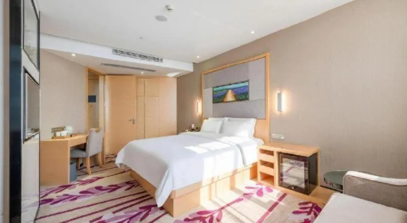 Bed in Lavande Hotels Guangzhou Jiahe Wanggang Metro Station Junhe Avenue