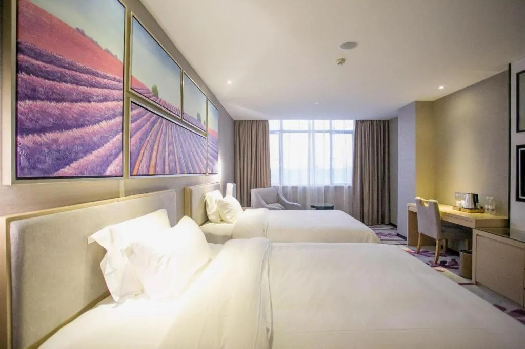 Bed in Lavande Hotels Guangzhou Jiahe Wanggang Metro Station Junhe Avenue