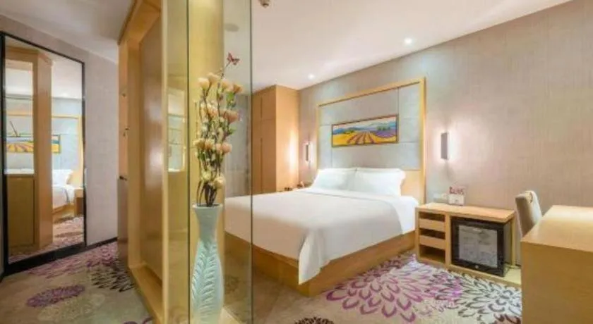 Bed in Lavande Hotels Guangzhou Jiahe Wanggang Metro Station Junhe Avenue