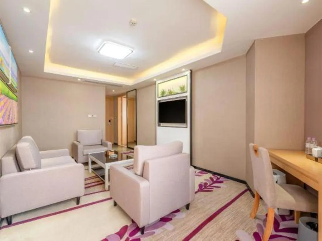Lavande Hotels Guangzhou Jiahe Wanggang Metro Station Junhe Avenue