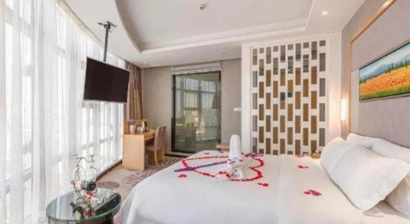 Bed in Lavande Hotels Guangzhou Jiahe Wanggang Metro Station Junhe Avenue