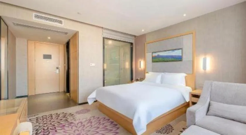 Bed in Lavande Hotels Guangzhou Jiahe Wanggang Metro Station Junhe Avenue