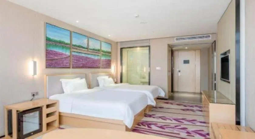 Bed in Lavande Hotels Guangzhou Jiahe Wanggang Metro Station Junhe Avenue