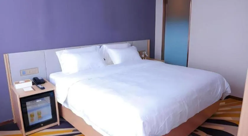 Bed in Lavande Hotels Harbin Railway Station Zhanqian Square