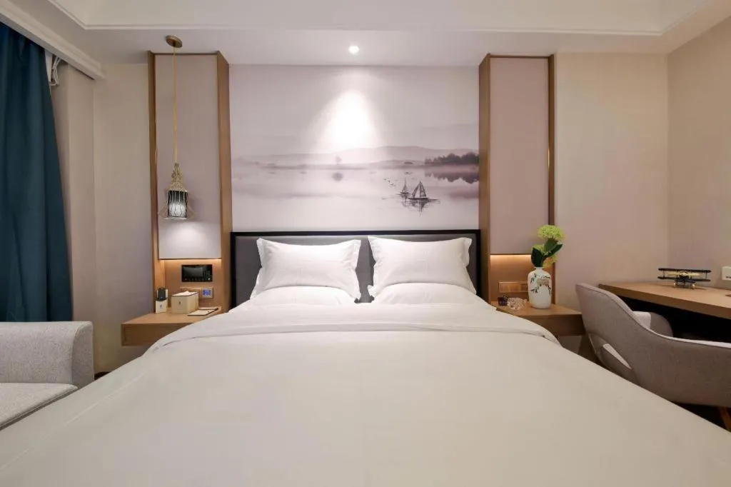 Bed in East Queen Hotel (Xi'an Beimen Metro Station)