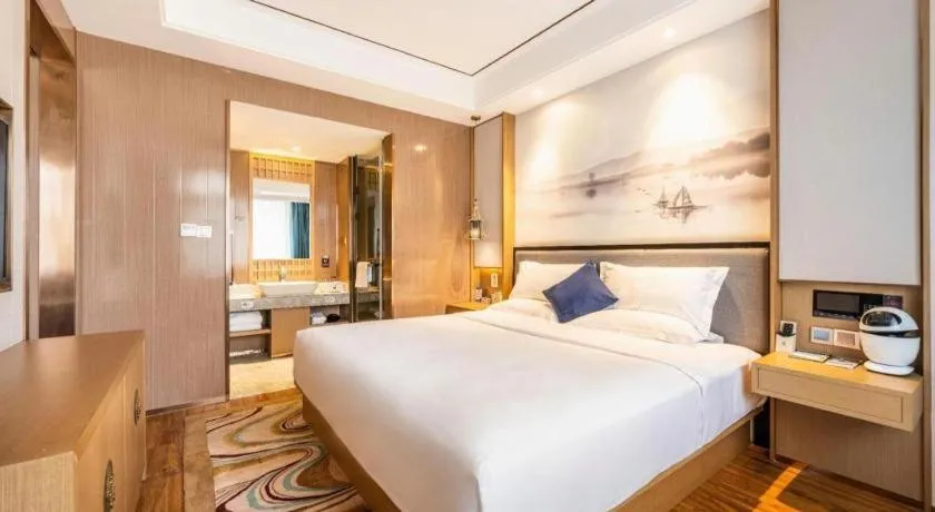 Bed in East Queen Hotel (Xi'an Beimen Metro Station)