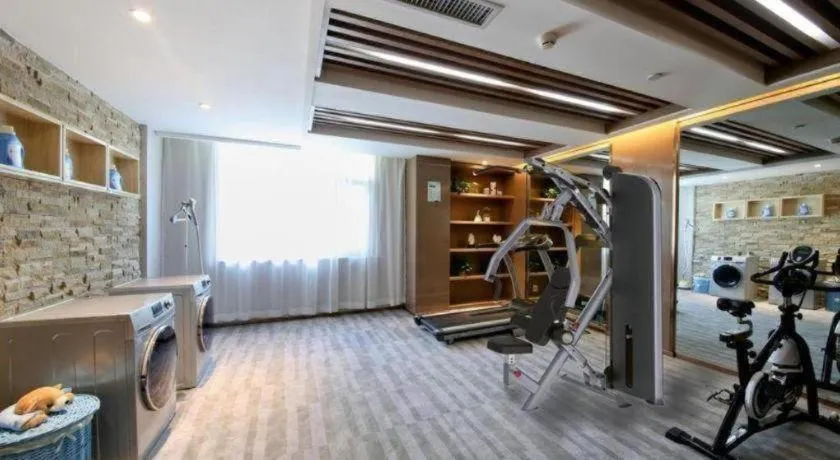 East Queen Hotel (Xi'an Beimen Metro Station)