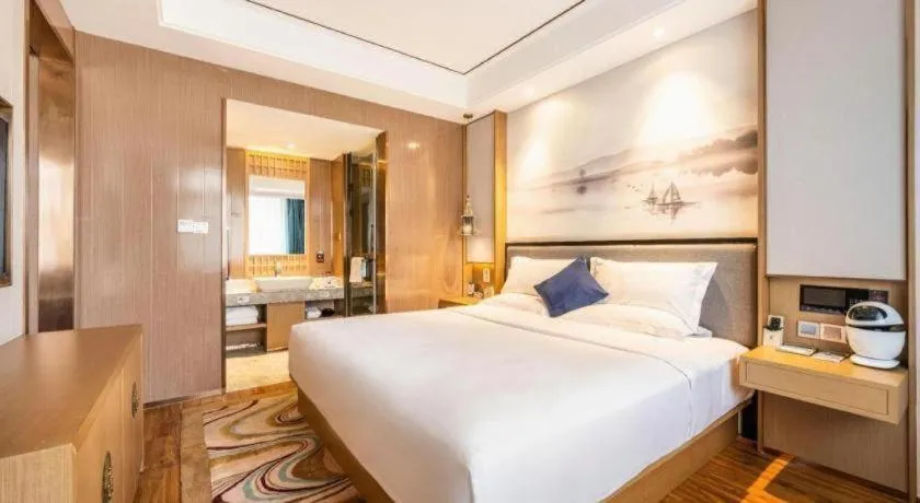 Bed in East Queen Hotel (Xi'an Beimen Metro Station)