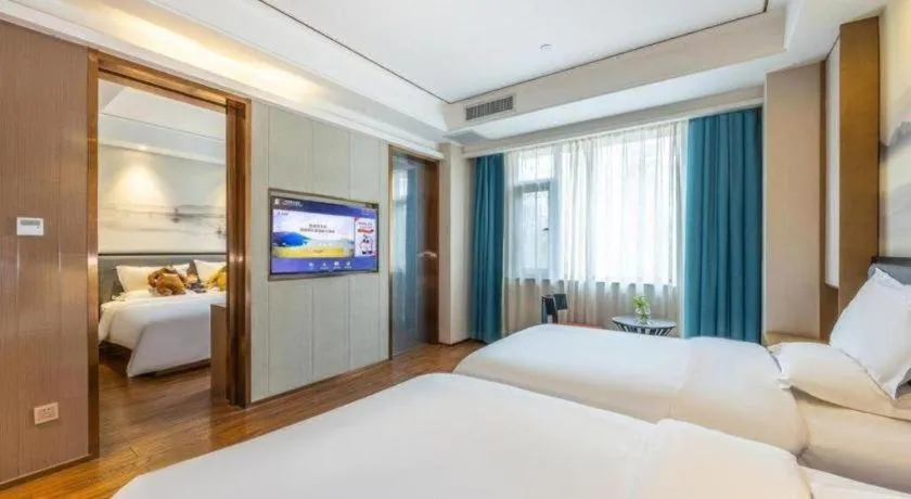 Bed in East Queen Hotel (Xi'an Beimen Metro Station)