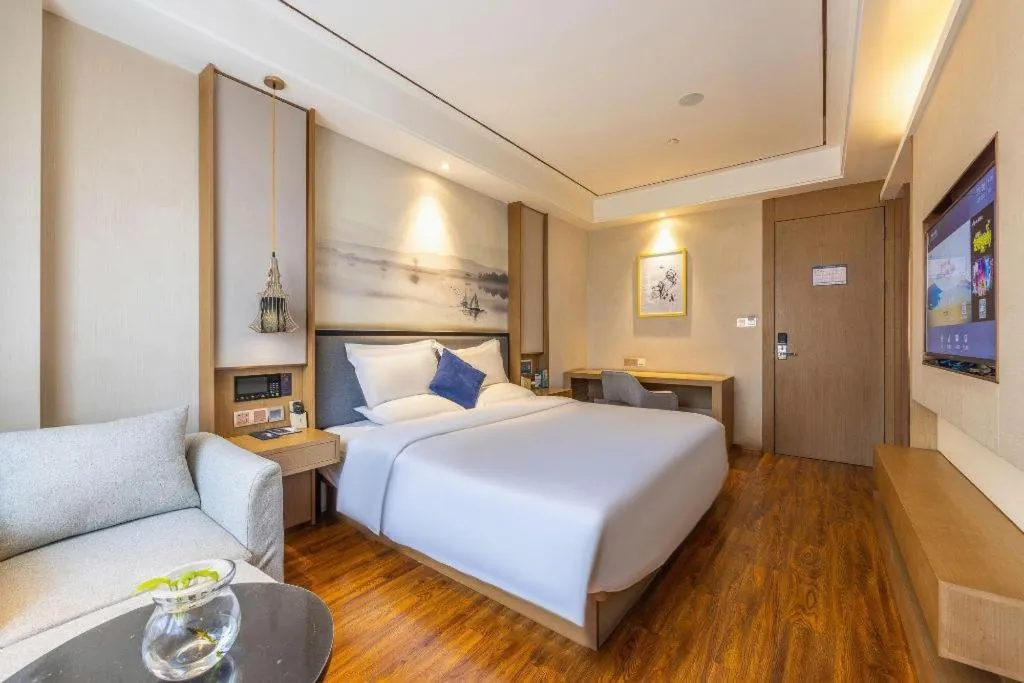 Bed in East Queen Hotel (Xi'an Beimen Metro Station)