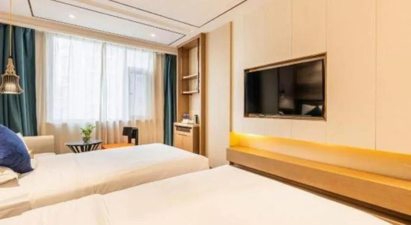 Bed in East Queen Hotel (Xi'an Beimen Metro Station)