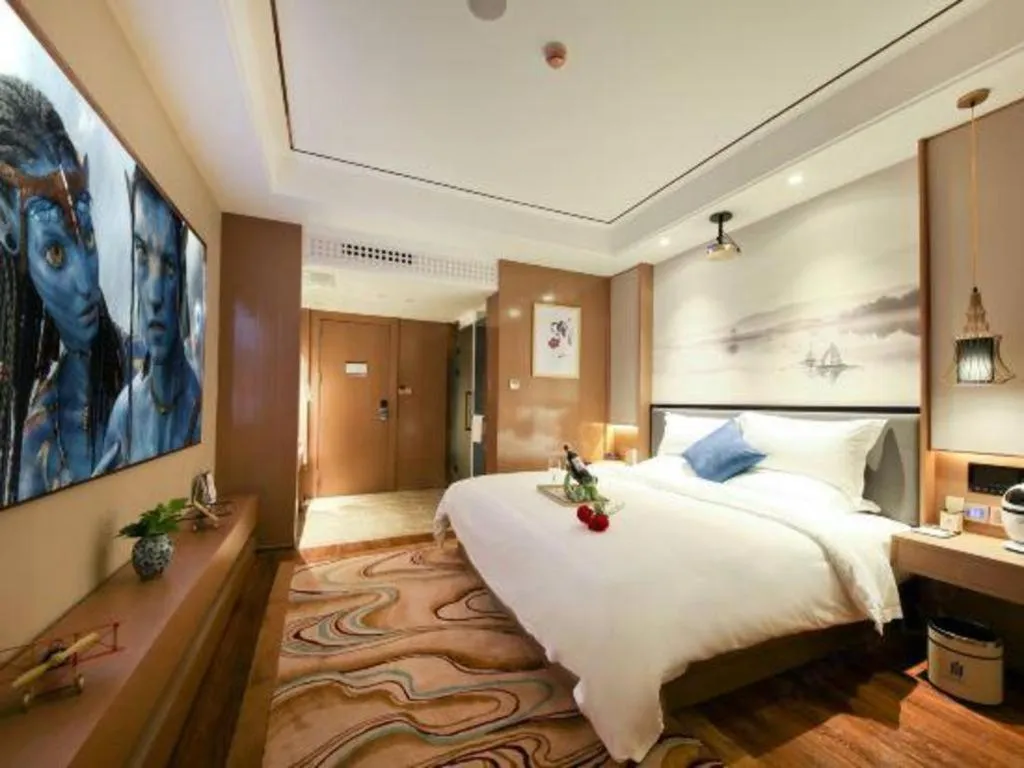 Bed in East Queen Hotel (Xi'an Beimen Metro Station)