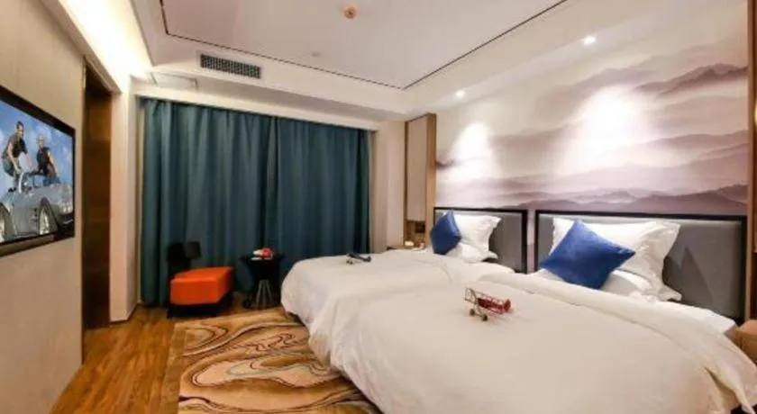 Bed in East Queen Hotel (Xi'an Beimen Metro Station)
