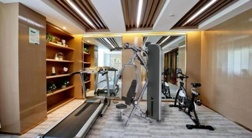 East Queen Hotel (Xi'an Beimen Metro Station)