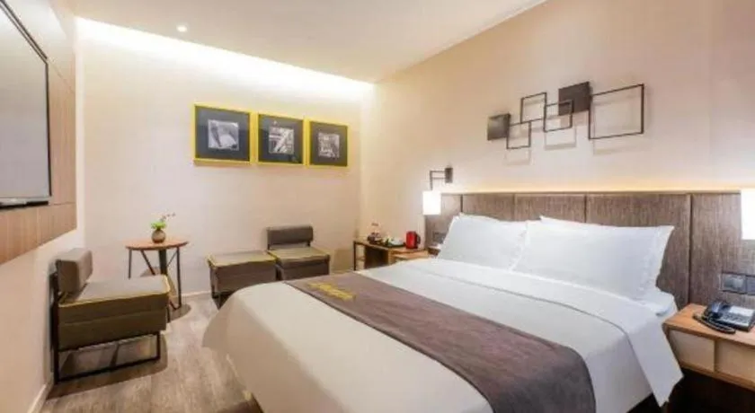 Bed in Home Inn Plus Shanghai Pudong Xinjinqiao Road