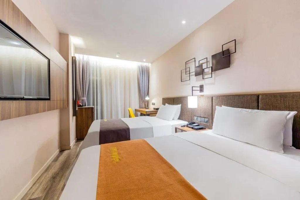 Bed in Home Inn Plus Shanghai Pudong Xinjinqiao Road