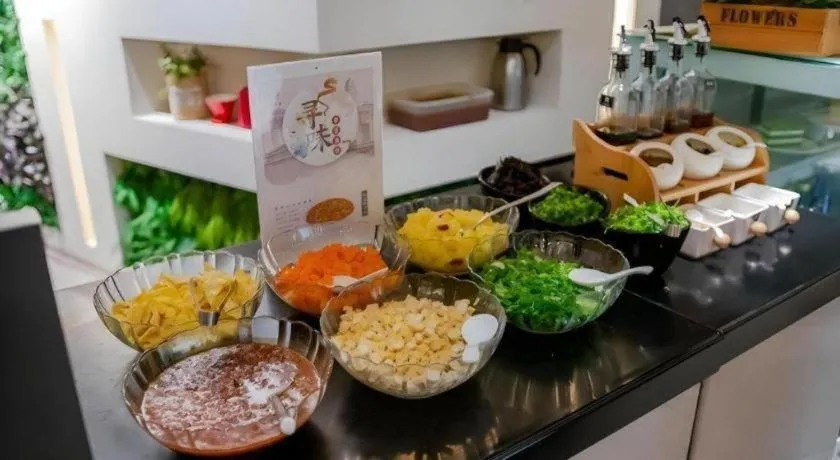 Home Inn Plus Shanghai Pudong Xinjinqiao Road