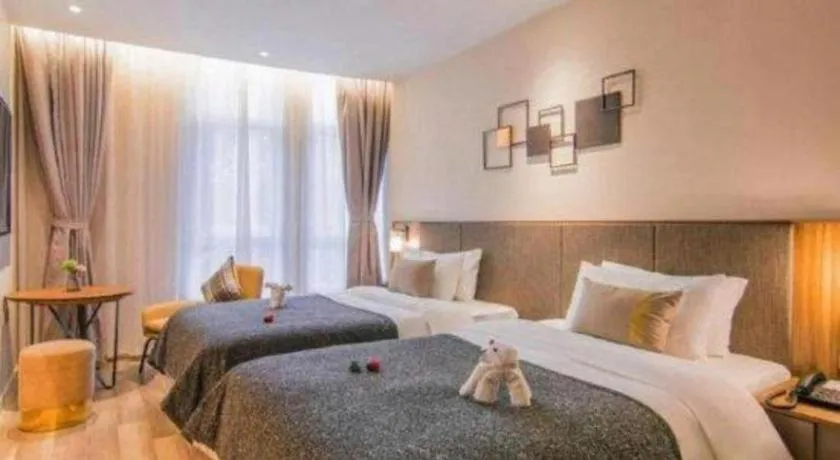 Bed in Home Inn Plus Shanghai Pudong Xinjinqiao Road