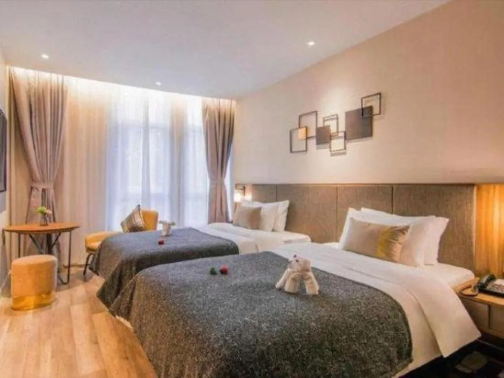 Bed in Home Inn Plus Shanghai Pudong Xinjinqiao Road