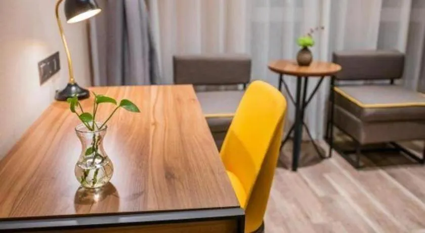 Home Inn Plus Shanghai Pudong Xinjinqiao Road