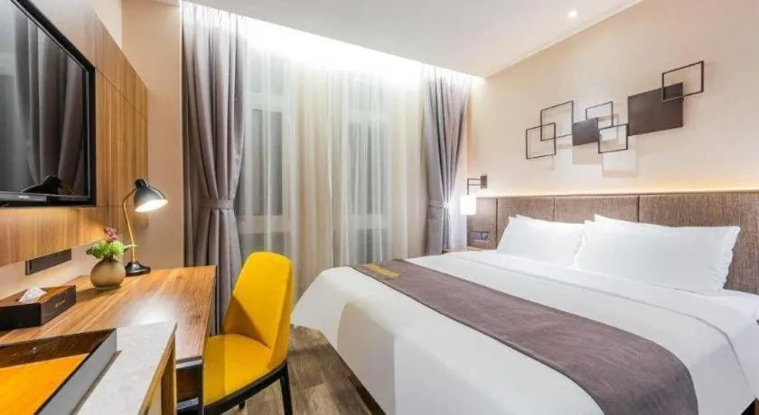 Bed in Home Inn Plus Shanghai Pudong Xinjinqiao Road