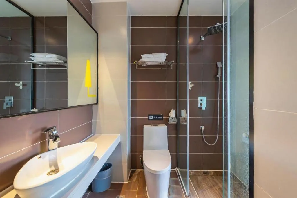 IU Hotel Kunming Jinma Bijifang Joy City