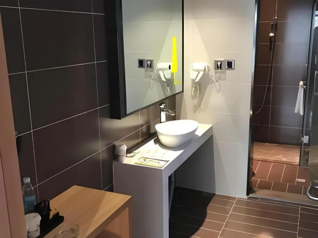 IU Hotel Kunming Jinma Bijifang Joy City