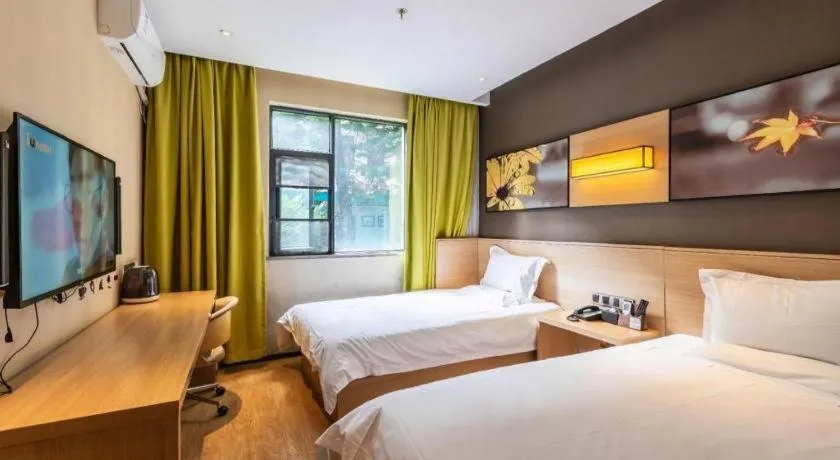 Bed in IU Hotel Kunming Jinma Bijifang Joy City