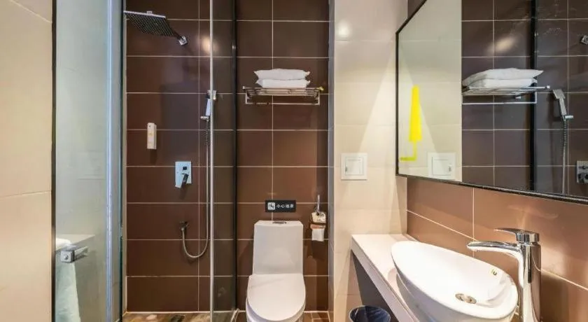 IU Hotel Kunming Jinma Bijifang Joy City