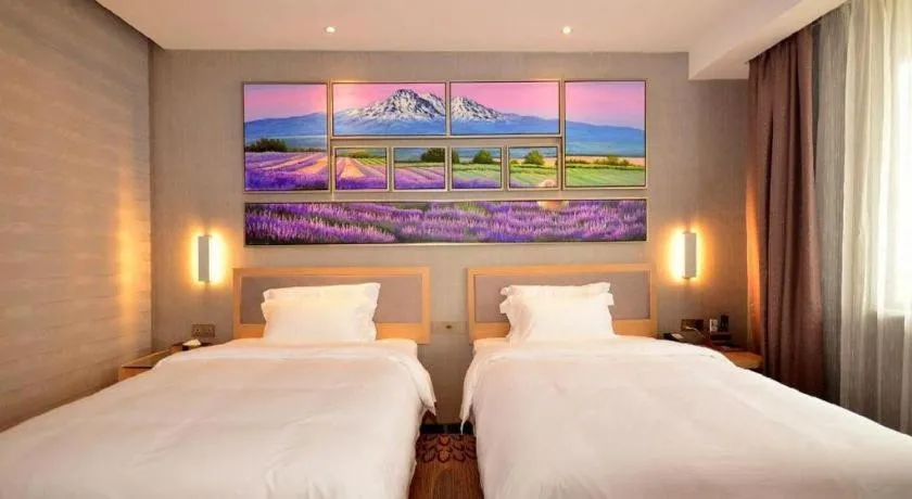 Bed in Lavande Hotels·Wuhan Fanhai CBD
