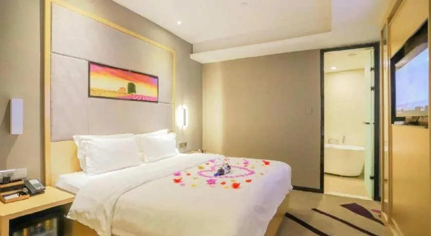 Bed in Lavande Hotels·Wuhan Fanhai CBD