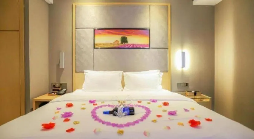 Bed in Lavande Hotels·Wuhan Fanhai CBD