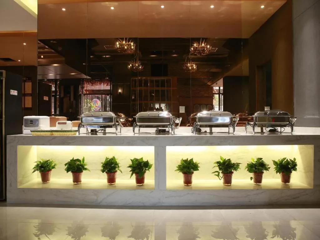 James Joyce Coffetel Zhengzhou Aquarium Chenyan Flower