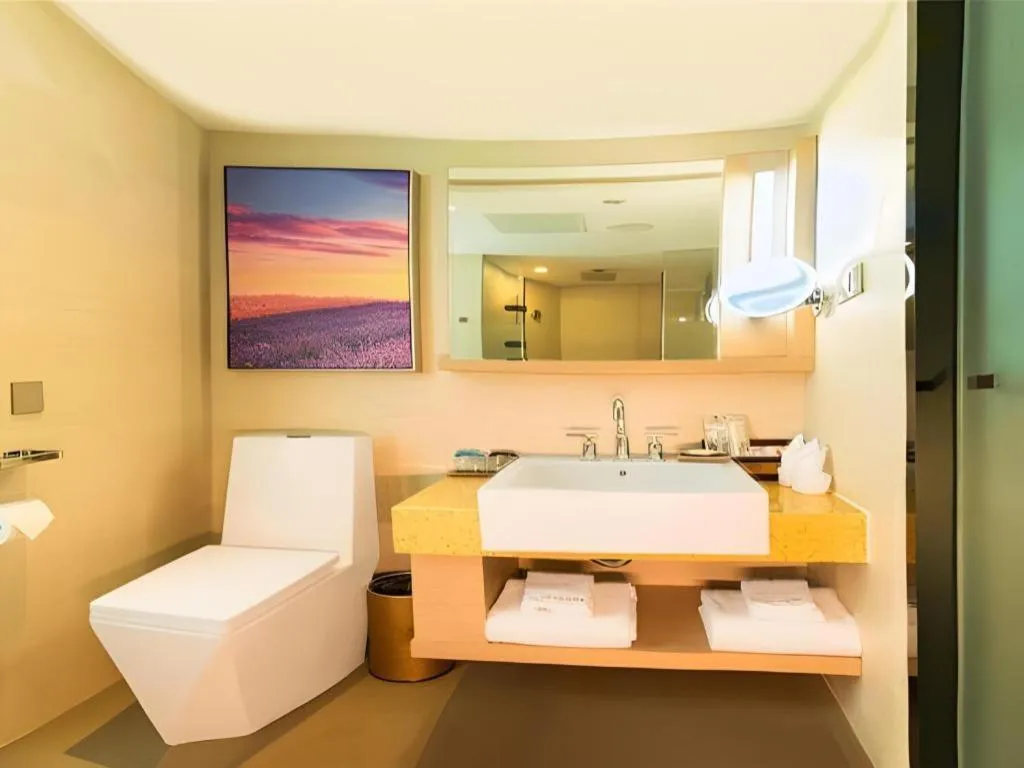 Lavande Hotels·Qingdao Wusi Square